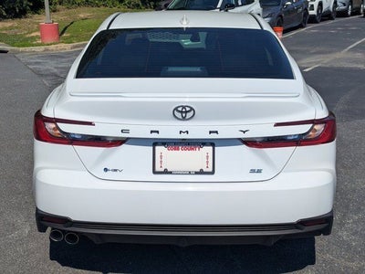 2025 Toyota Camry SE