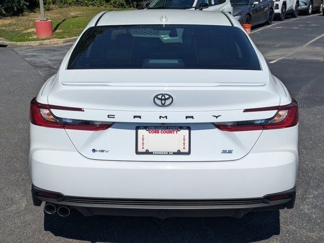 2025 Toyota Camry SE