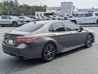 2020 Toyota Camry SE