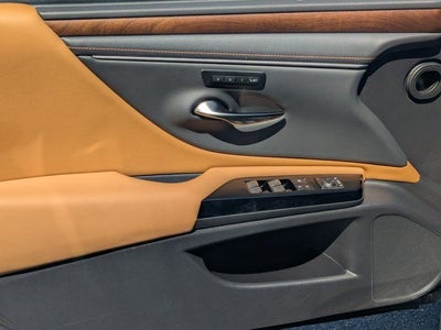 2025 Lexus ES 350