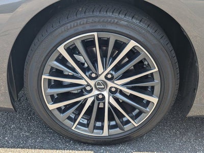 2025 Lexus ES 350