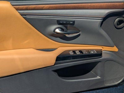 2025 Lexus ES 350