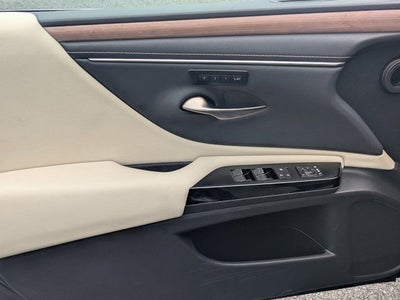 2025 Lexus ES 350