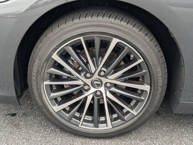 2025 Lexus ES 350