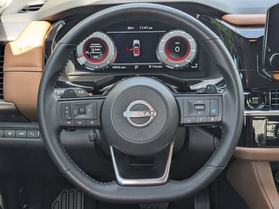 2025 Nissan Pathfinder Platinum
