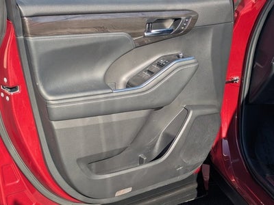 2022 Toyota Highlander Hybrid Platinum