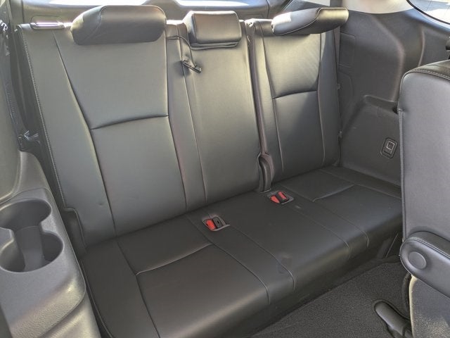 2022 Toyota Highlander Hybrid Platinum