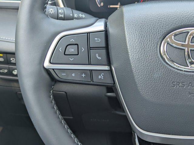 2025 Toyota Highlander Platinum