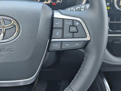 2025 Toyota Highlander Platinum