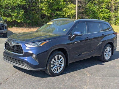 2025 Toyota Highlander Platinum