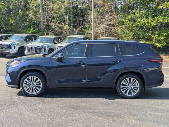2025 Toyota Highlander Platinum