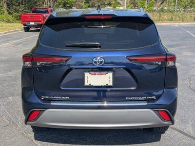 2025 Toyota Highlander Platinum