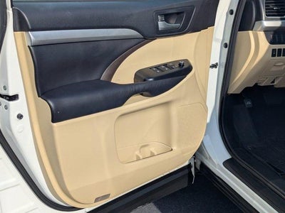 2016 Toyota Highlander XLE V6