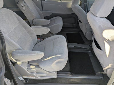 2018 Toyota Sienna LE 7 Passenger