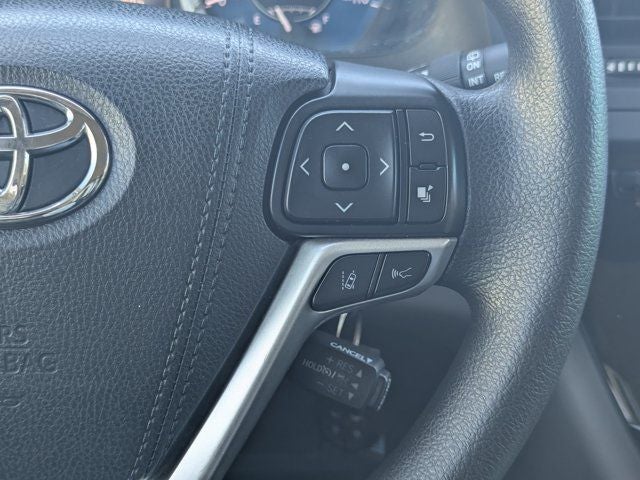 2018 Toyota Sienna LE 7 Passenger