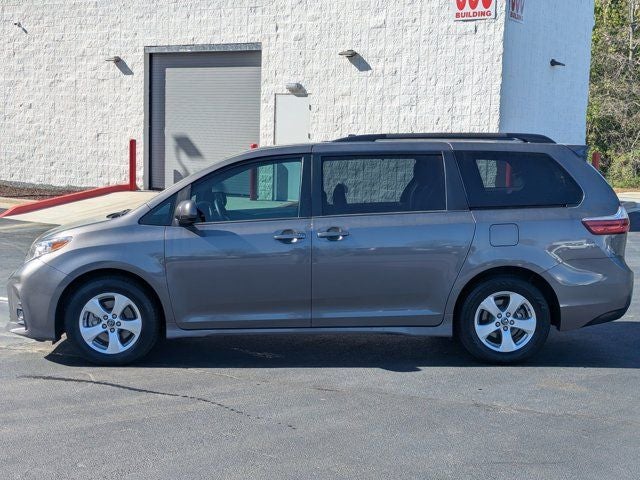 2018 Toyota Sienna LE 7 Passenger