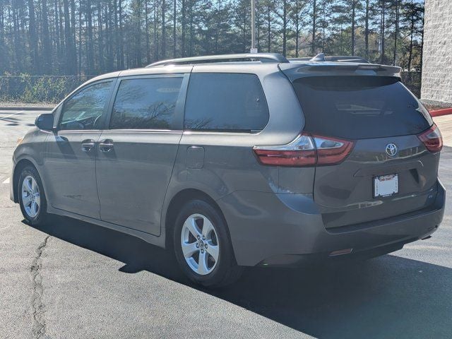 2018 Toyota Sienna LE 7 Passenger