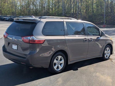 2018 Toyota Sienna LE 7 Passenger