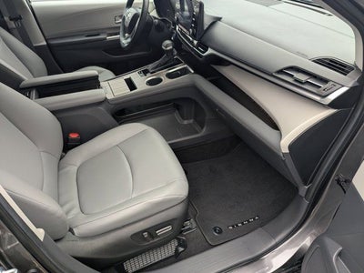 2024 Toyota Sienna XLE 7 Passenger