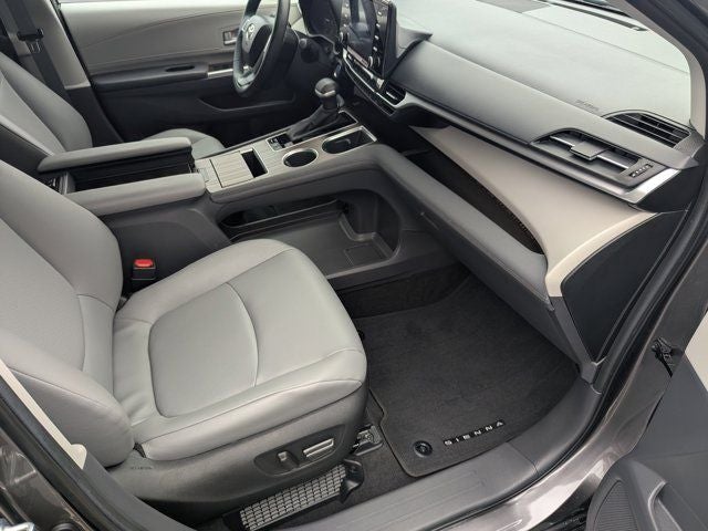 2024 Toyota Sienna XLE 7 Passenger