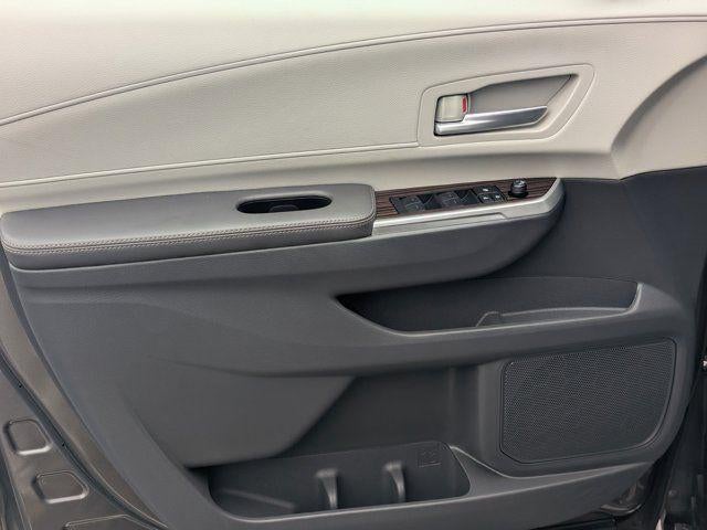2024 Toyota Sienna XLE 7 Passenger