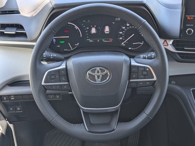 2025 Toyota Sienna XLE 8 Passenger