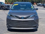 2025 Toyota Sienna XLE 8 Passenger