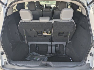 2026 Toyota Sienna XLE 8 Passenger