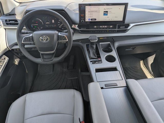 2026 Toyota Sienna XLE 8 Passenger