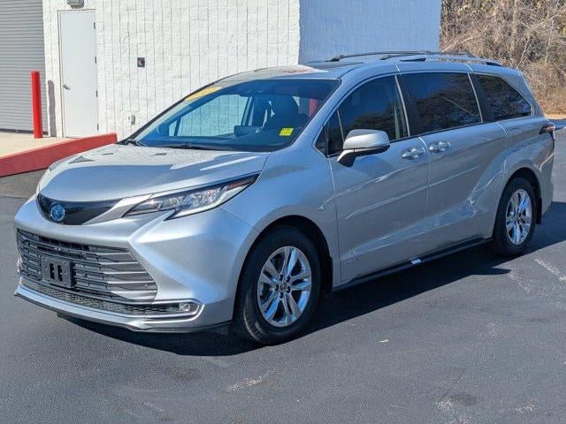 2021 Toyota Sienna Limited 7 Passenger