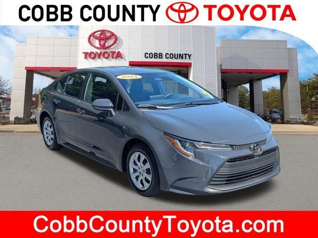 2025 Toyota Corolla LE