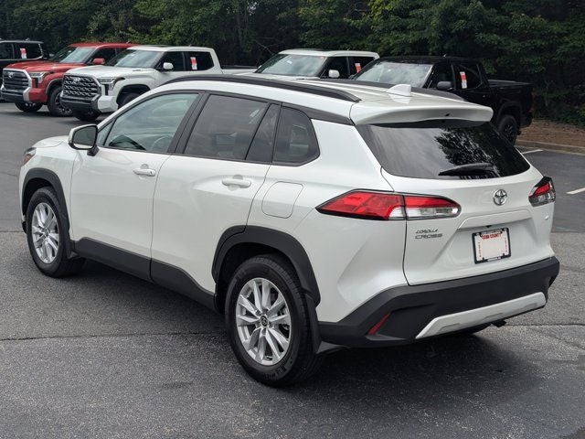 2024 Toyota Corolla Cross LE