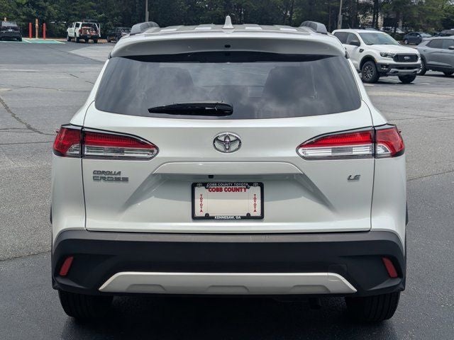 2024 Toyota Corolla Cross LE