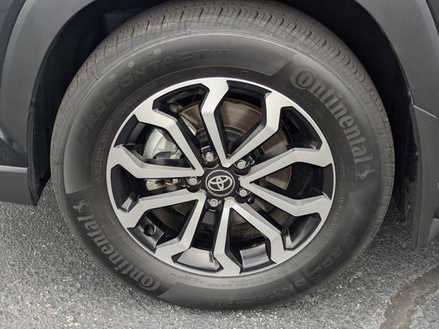 2025 Toyota Corolla Cross Hybrid SE