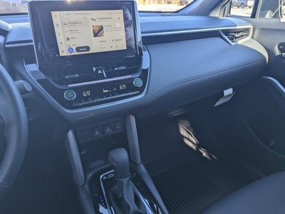 2025 Toyota Corolla Cross Hybrid XSE