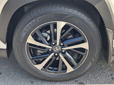 2025 Toyota Corolla Cross Hybrid XSE