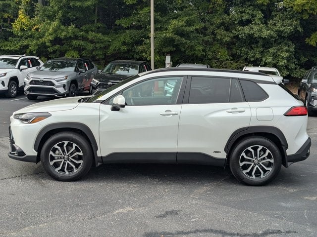 2024 Toyota Corolla Cross Hybrid SE