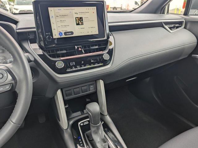 2024 Toyota Corolla Cross Hybrid SE