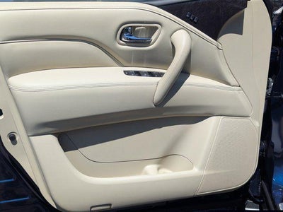 2023 INFINITI QX80 LUXE
