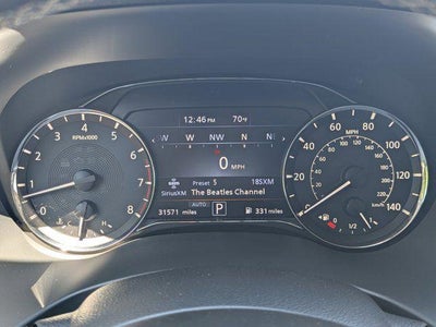 2023 INFINITI QX80 LUXE