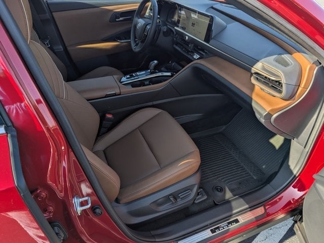 2025 Toyota Crown Signia Limited