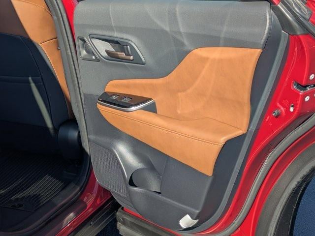 2025 Toyota Crown Signia Limited