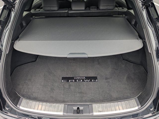 2025 Toyota Crown Signia XLE