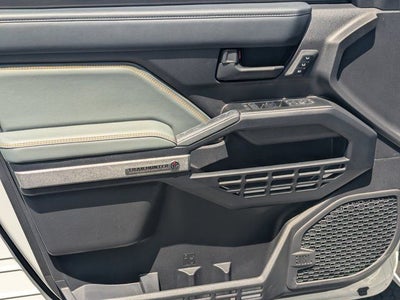 2025 Toyota 4Runner i-FORCE MAX Hybrid Trailhunter