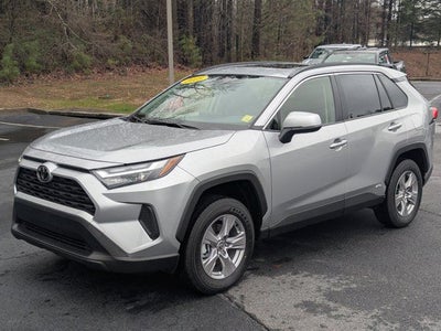 2025 Toyota RAV4 Hybrid XLE