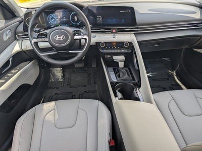 2024 Hyundai Elantra Hybrid Limited