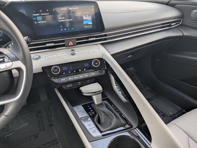 2024 Hyundai Elantra Hybrid Limited