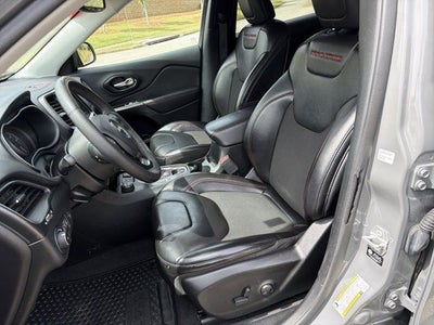 2023 Jeep Cherokee Trailhawk