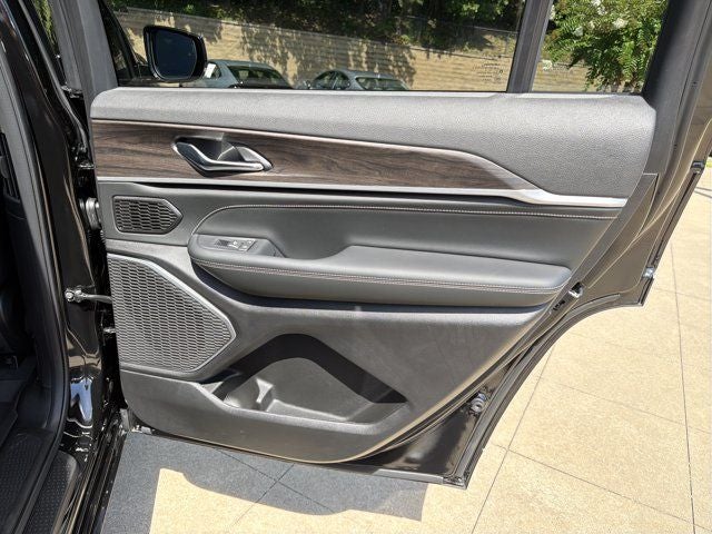 2026 Jeep Grand Cherokee L Limited Reserve