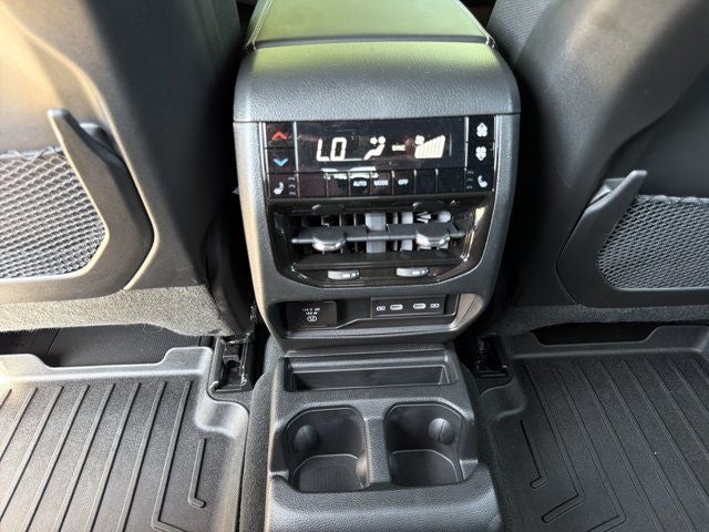 2026 Jeep Grand Cherokee L Limited Reserve